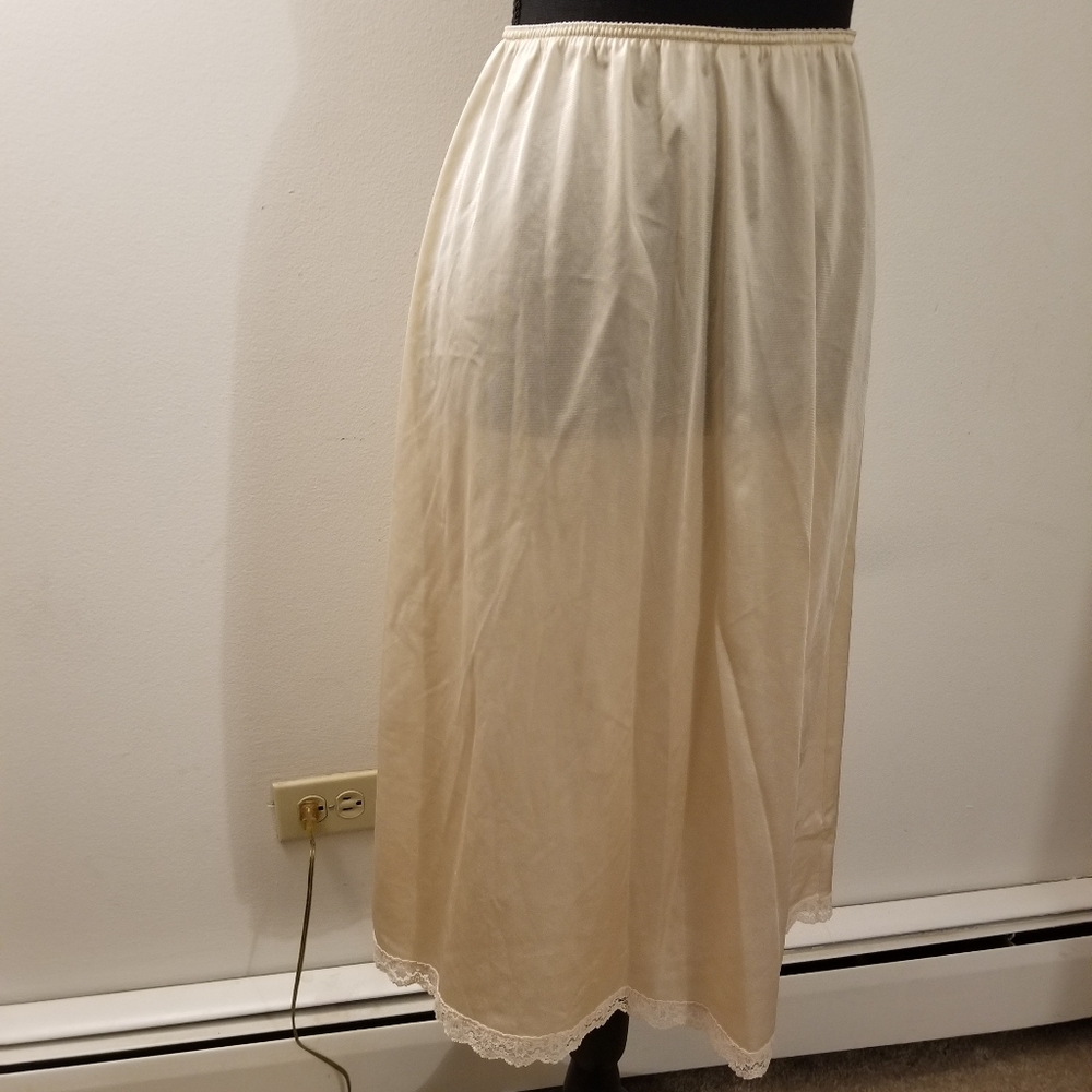 Half slip